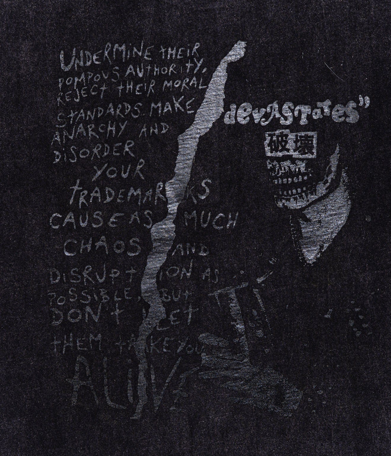 DEVÁ STATES "VICIOUS GFX T-Shirt" Black