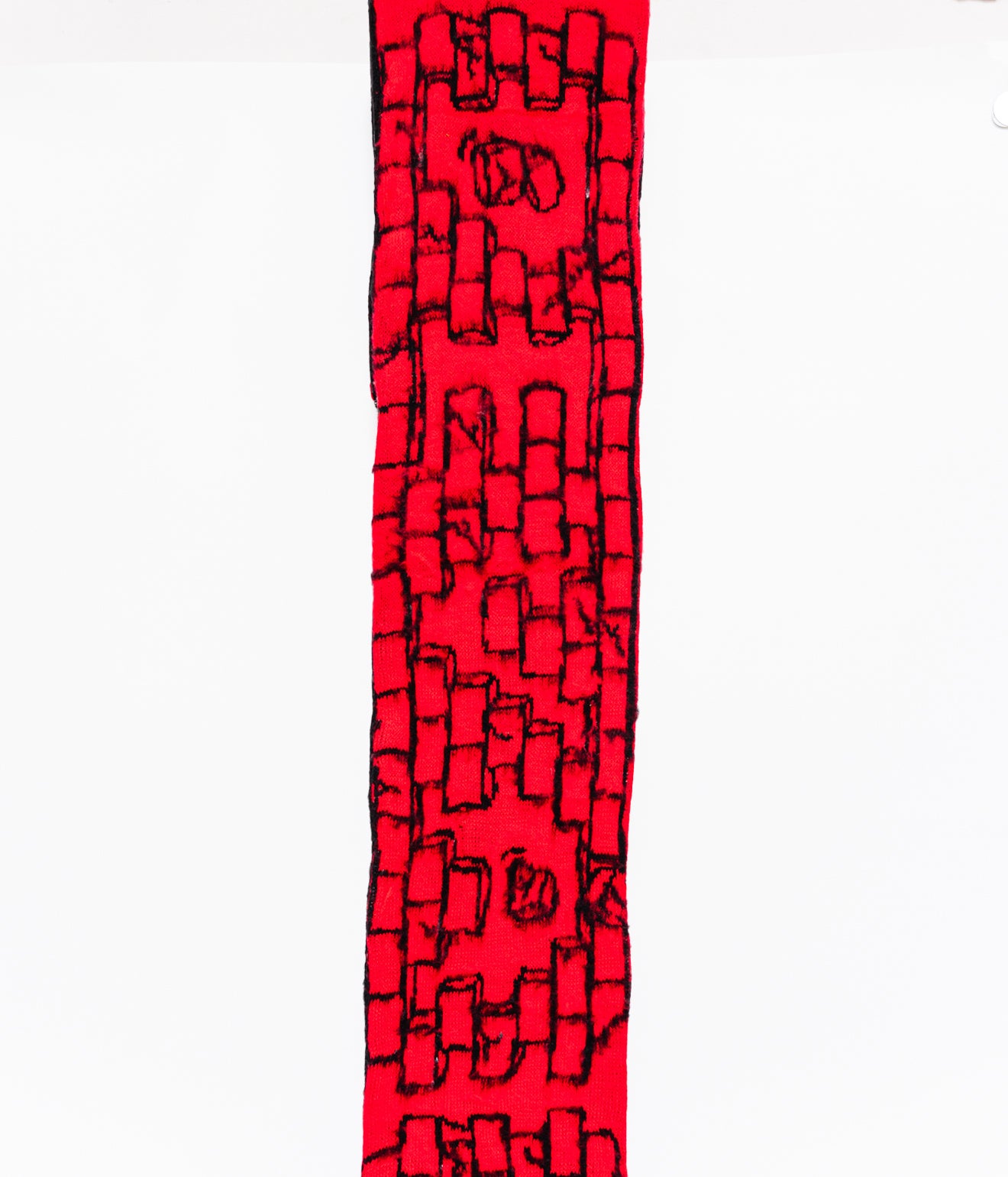 DEVÁ STATES "AW'25 Knitted Scarf" Red