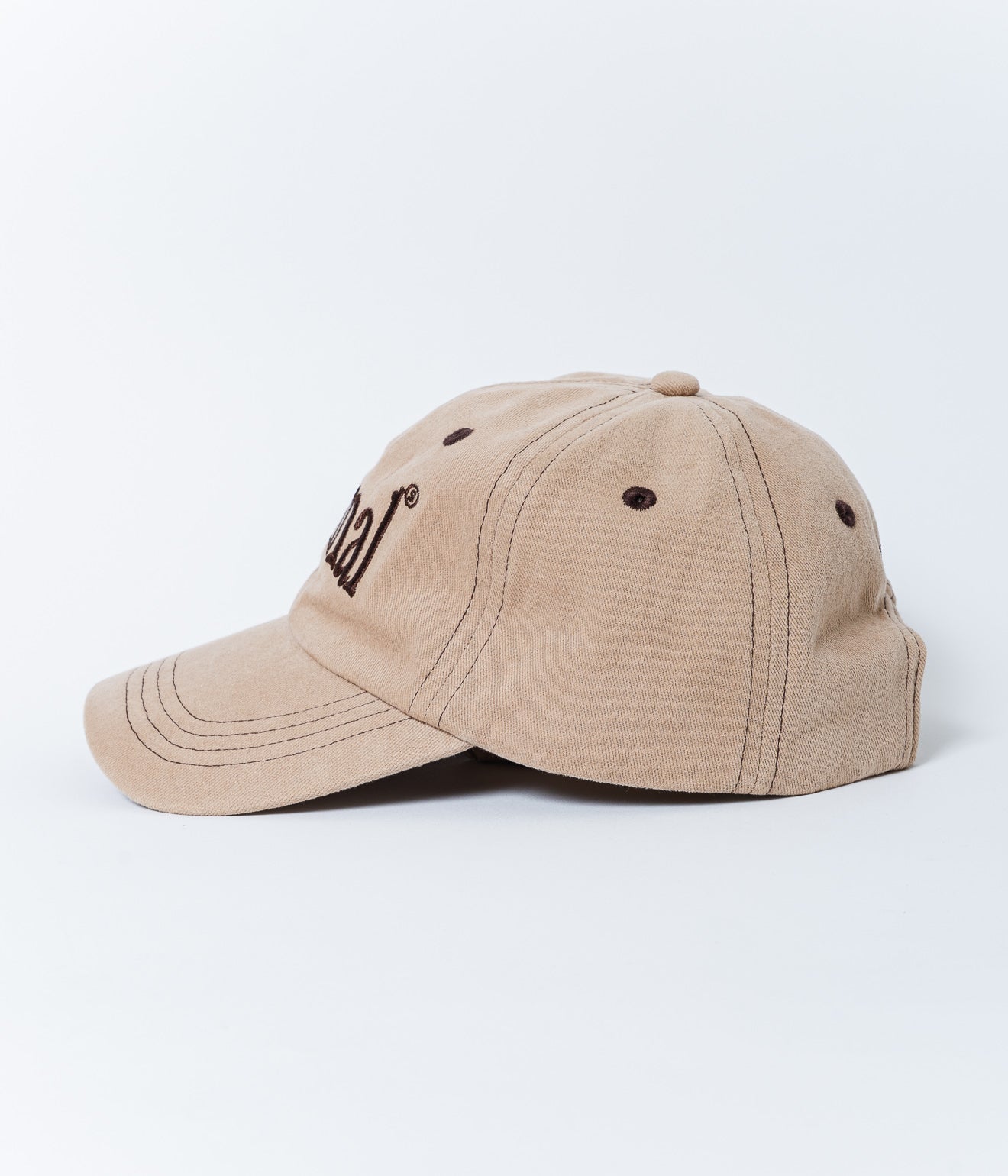 STUDIO ANIMALS “Animals Letter” Cap Sand
