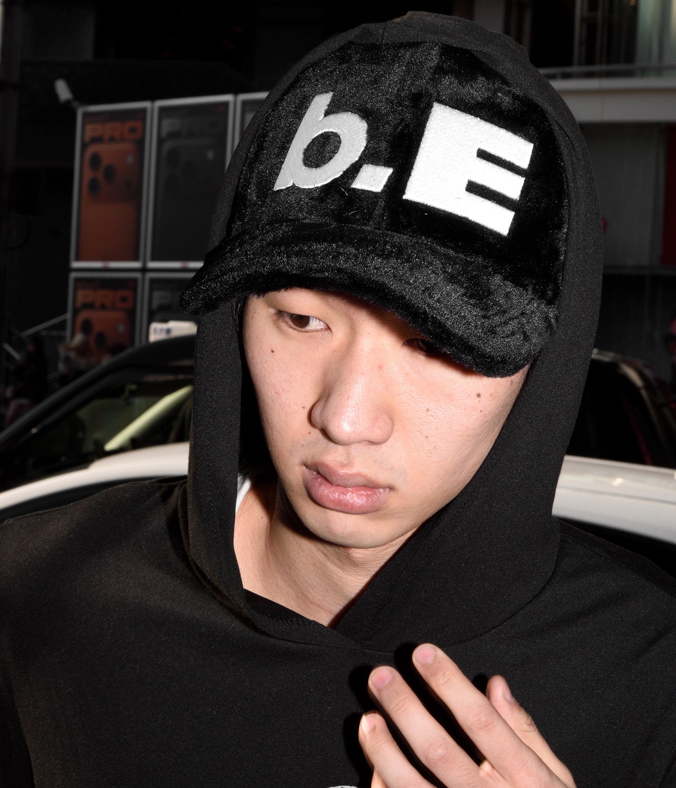 b.Eautiful "b.E Hat" Black Plush / White - WEAREALLANIMALS