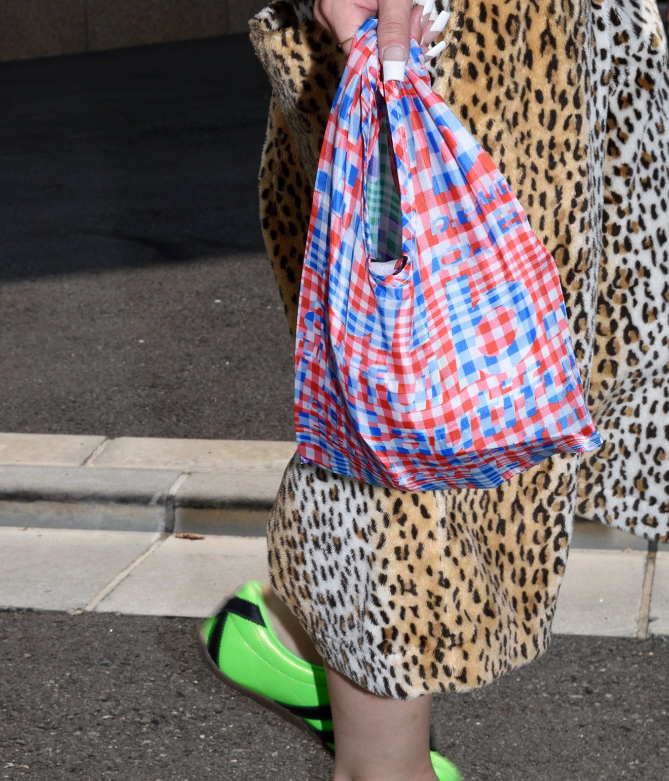 b.Eautiful "Mix Checker Reusable Bag Mini" Red / Green - WEAREALLANIMALS