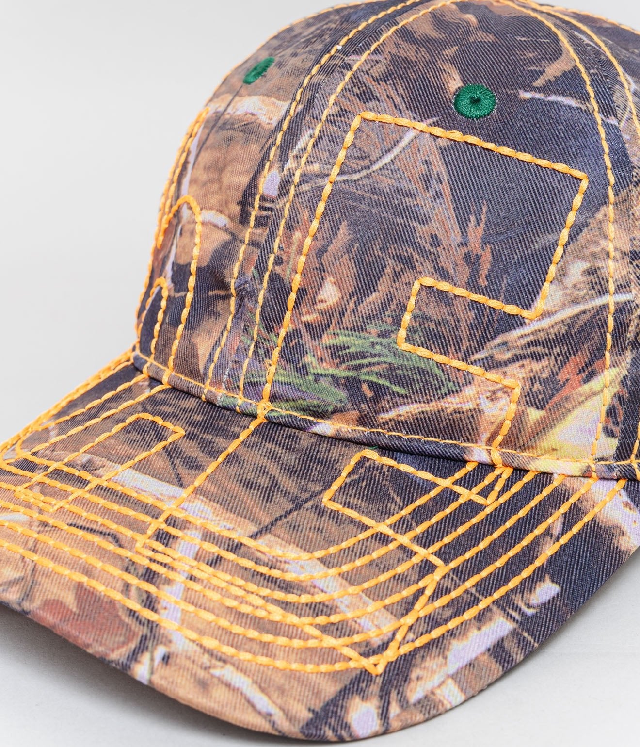 b.Eautiful "Vapor 6 Panel Hat" Night Camo - WEAREALLANIMALS