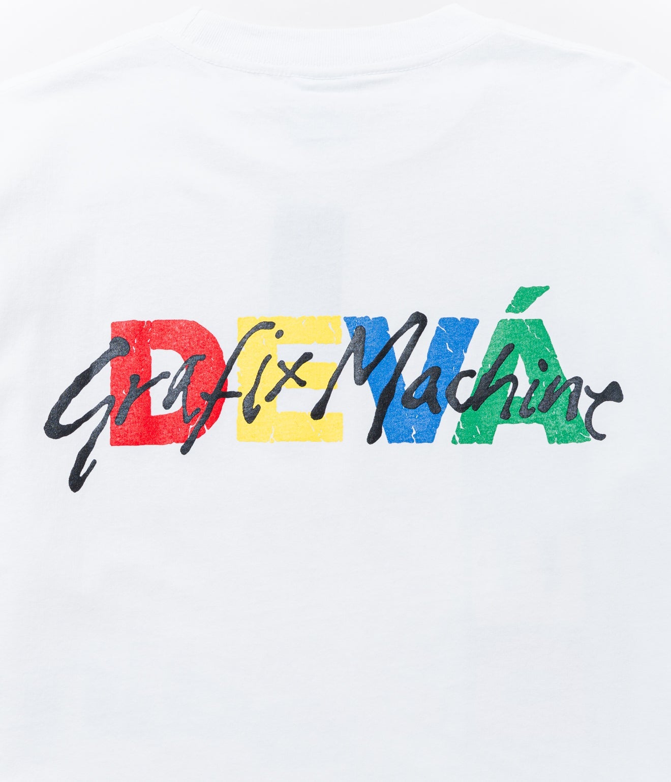 DEVÁ STATES "GFX L/S Tshirt - UNFAZED" White - WEAREALLANIMALS