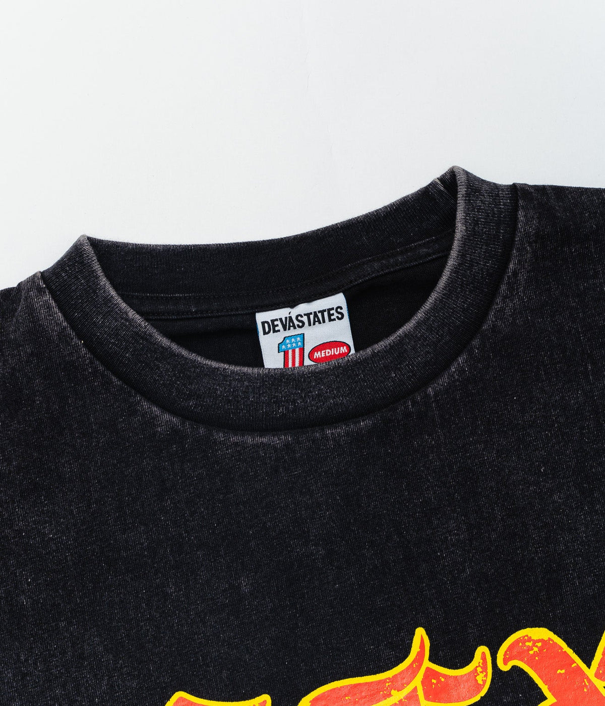 DEVÁ STATES "GFX Tshirt -HORNS-" Washed Black - WEAREALLANIMALS