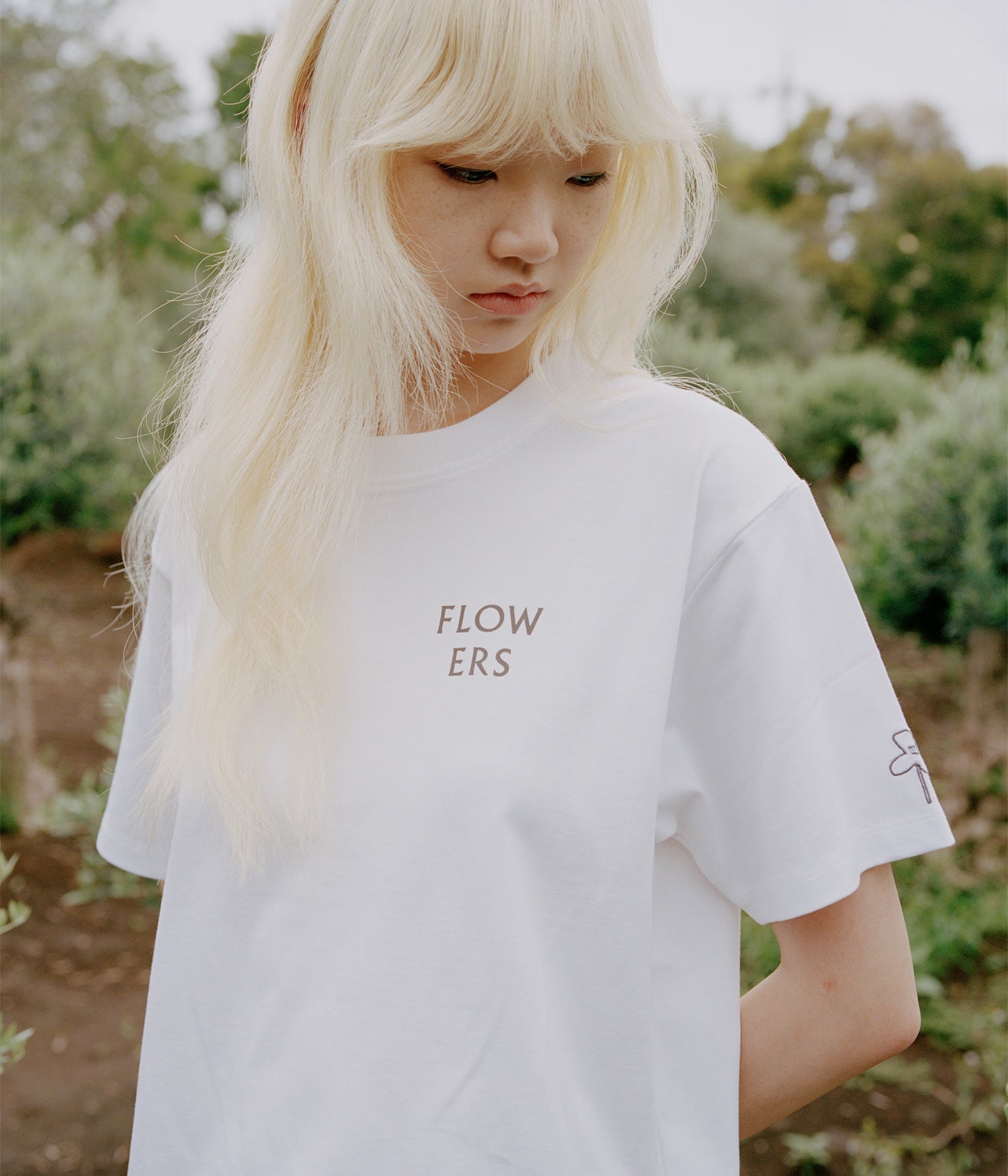 LOOSEJOINTS "NORITERU MINEZAKI - 'AS THE FLOWER BLOOM IN THE FIELD' S/S T" WHITE - WEAREALLANIMALS