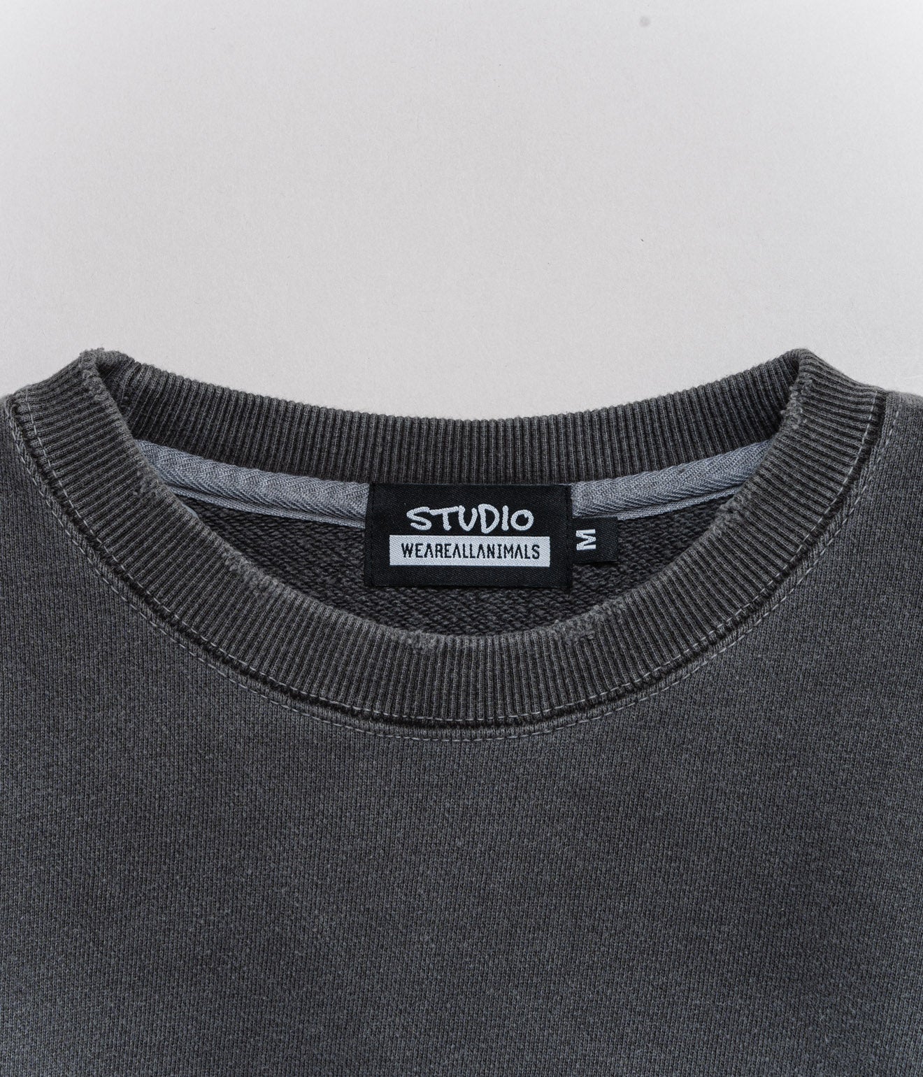 STUDIO WEAREALLANIMALS "Animals Letter SWEATSHIRT" BLACK - WEAREALLANIMALS